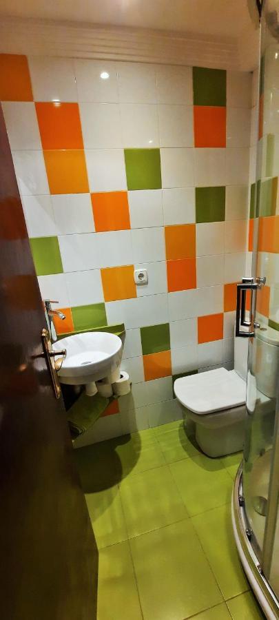 Donostia Green+Parking Сан Себастиан Екстериор снимка